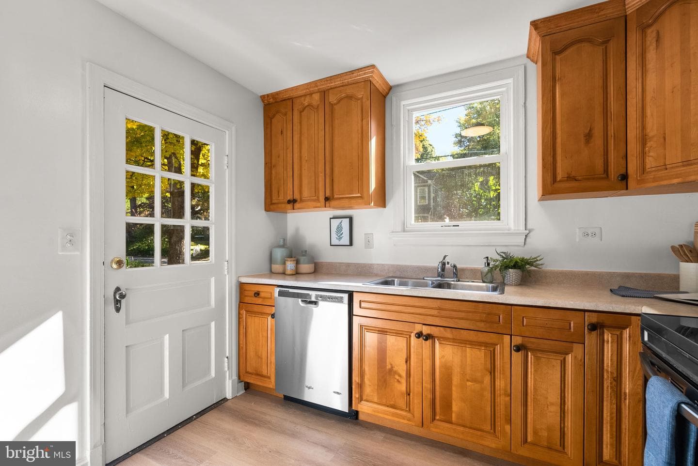 8702 Reading Road photo 15
