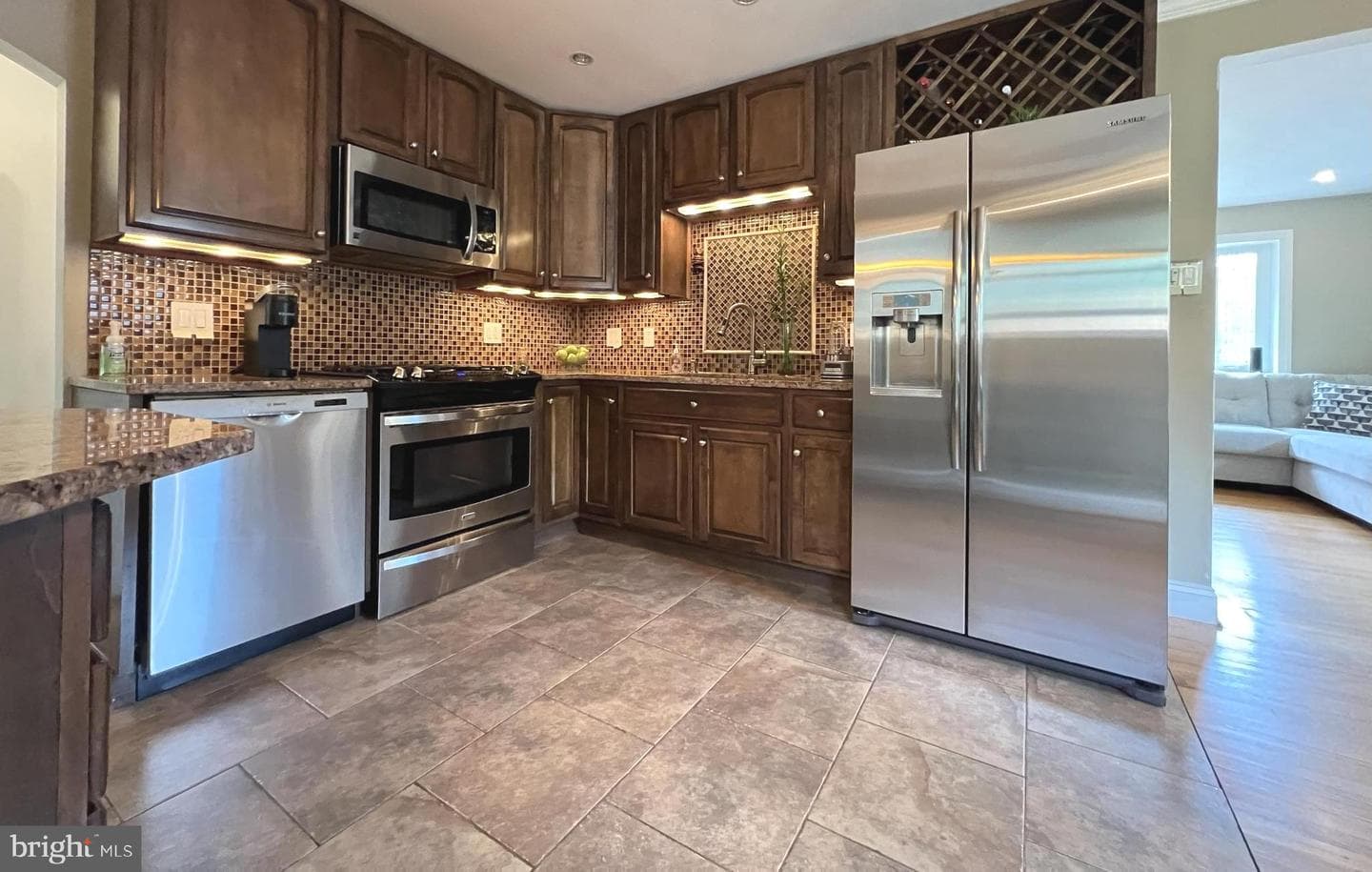 1001 Gabel Street photo 27