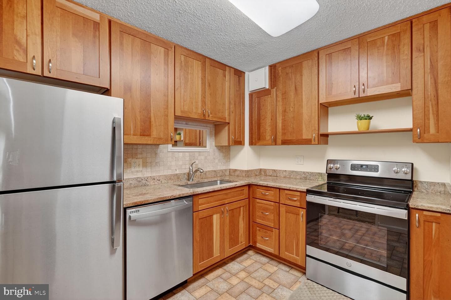 15101 Interlachen Drive #1-123 photo 3