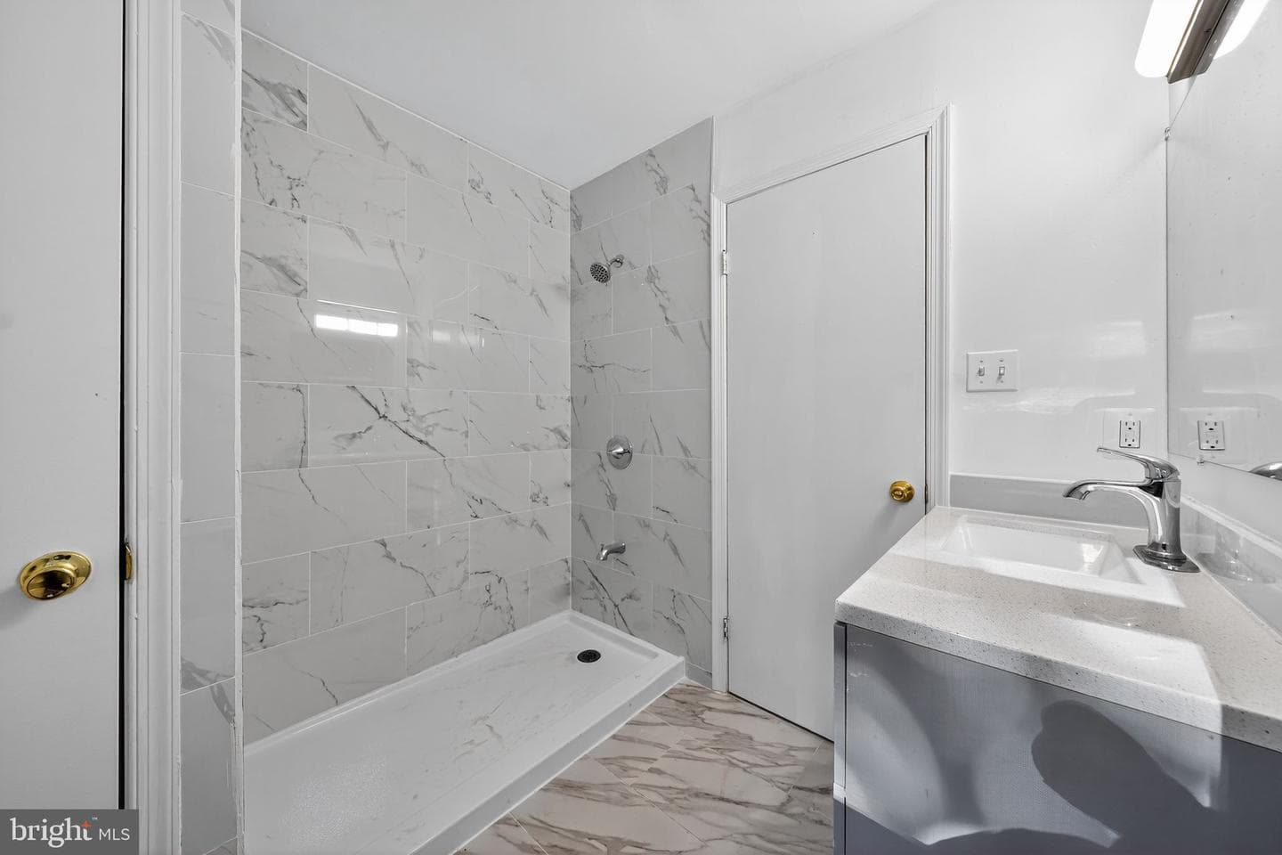 2304 Michigan Avenue photo 21
