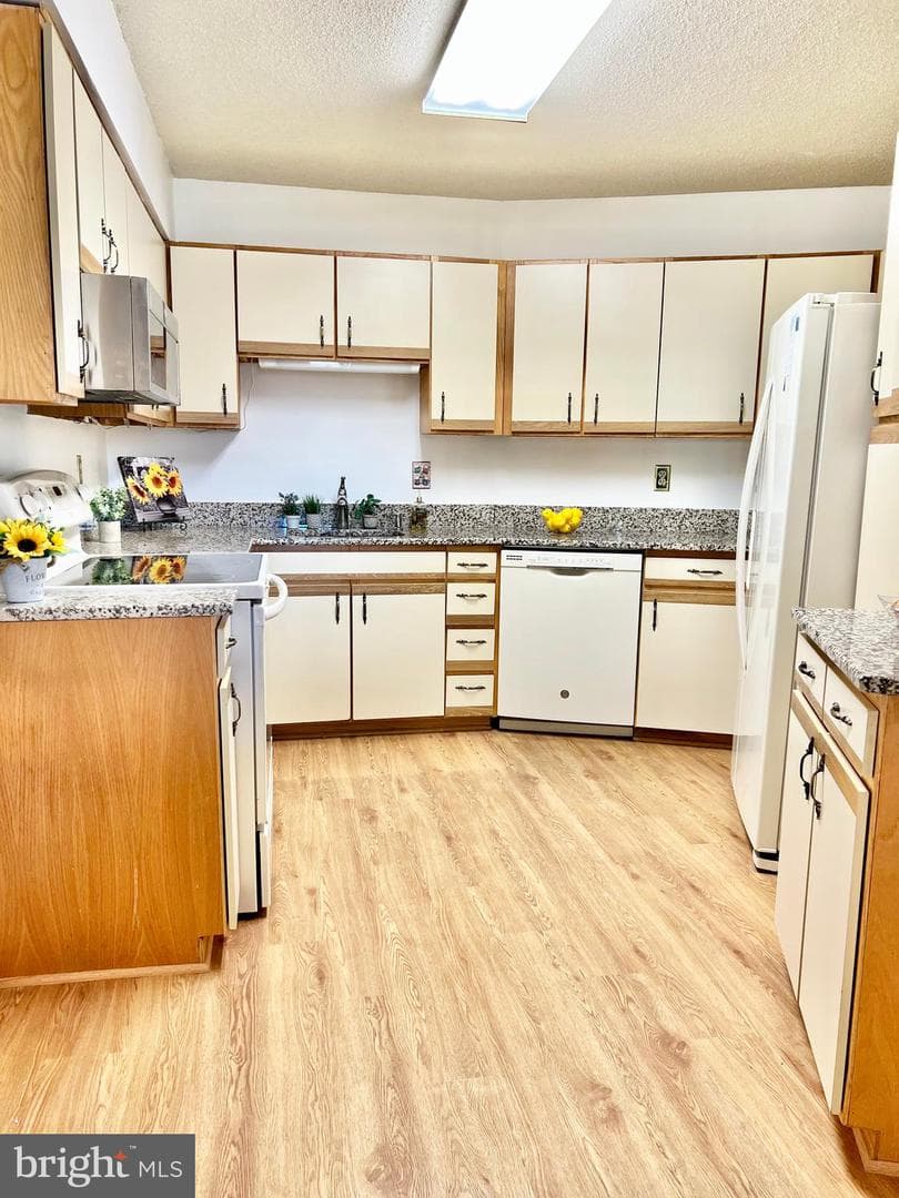 15115 Interlachen Drive #3-603 photo 3