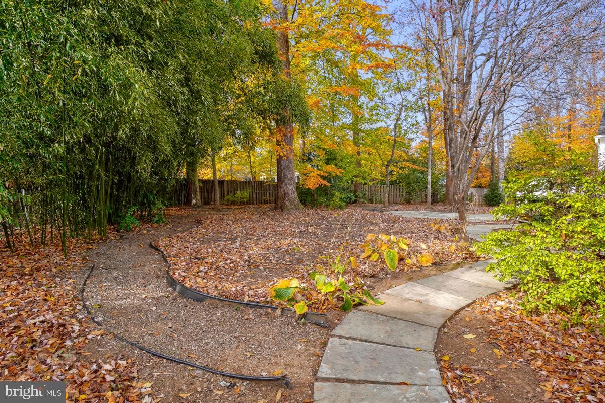 7700 Brickyard Road photo 46