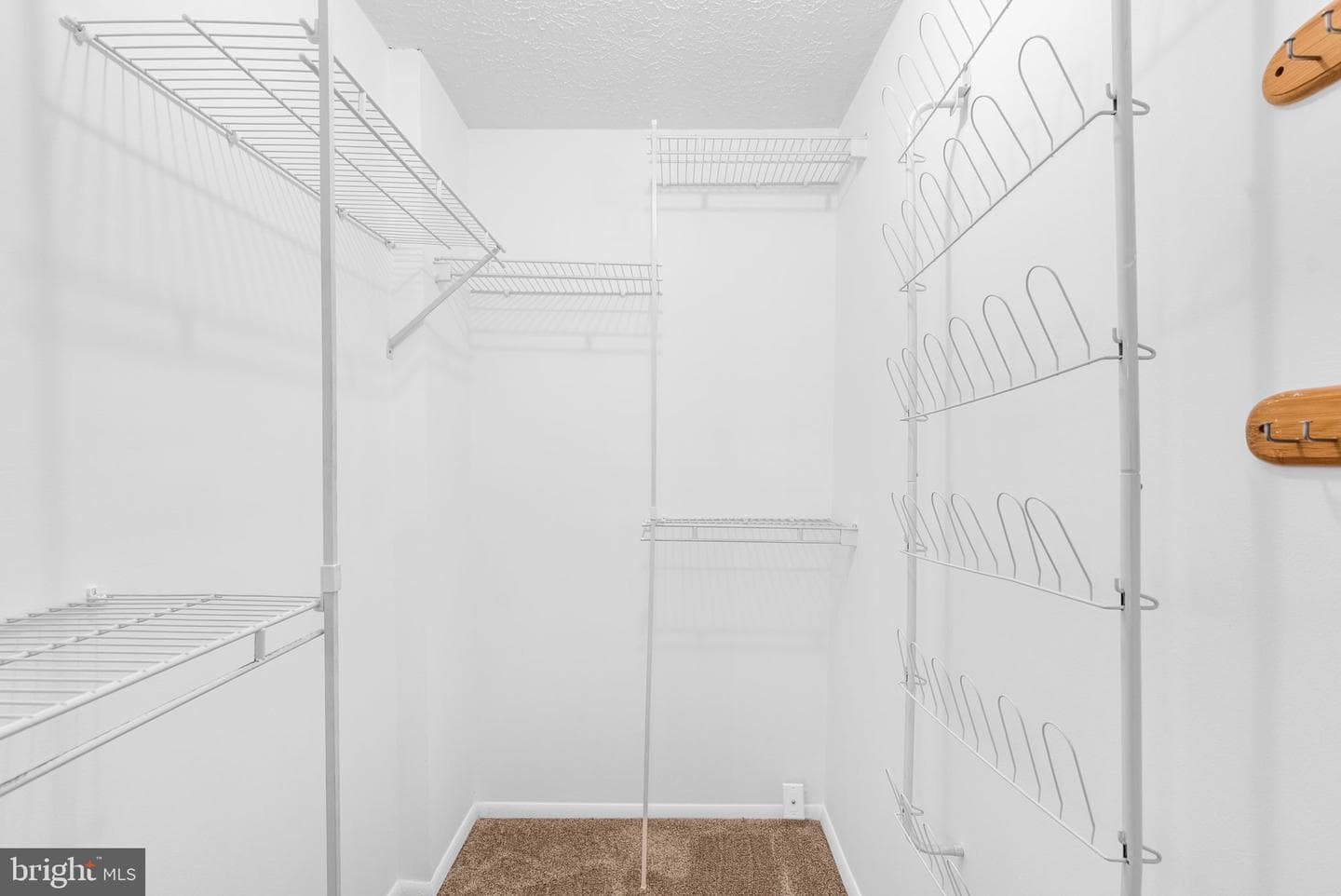 6 Valley Park Court photo 21