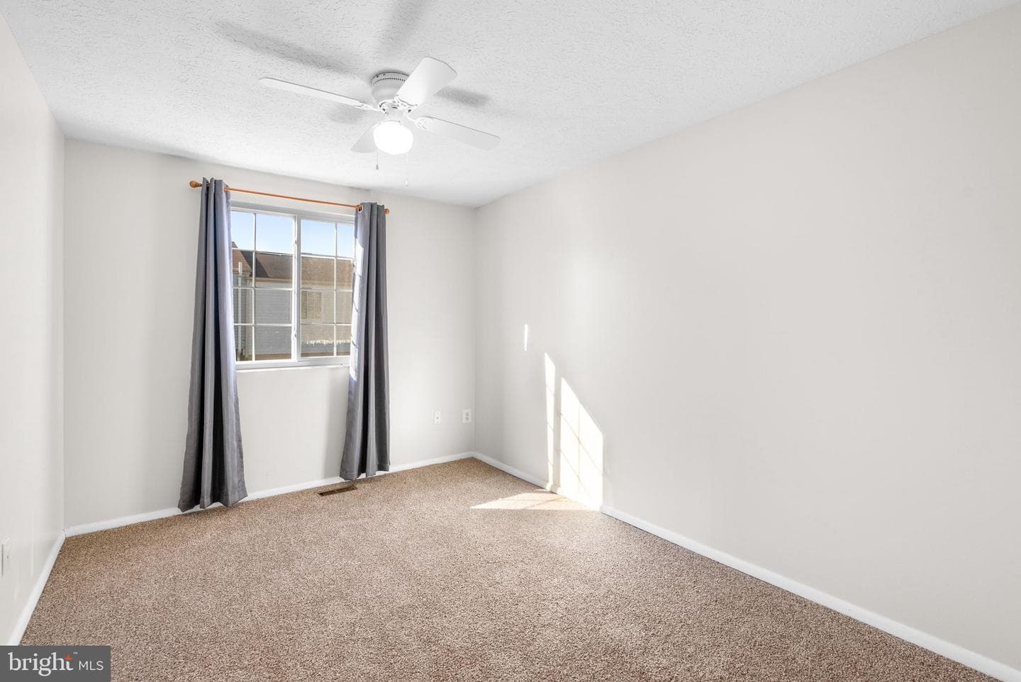 6 Valley Park Court photo 22