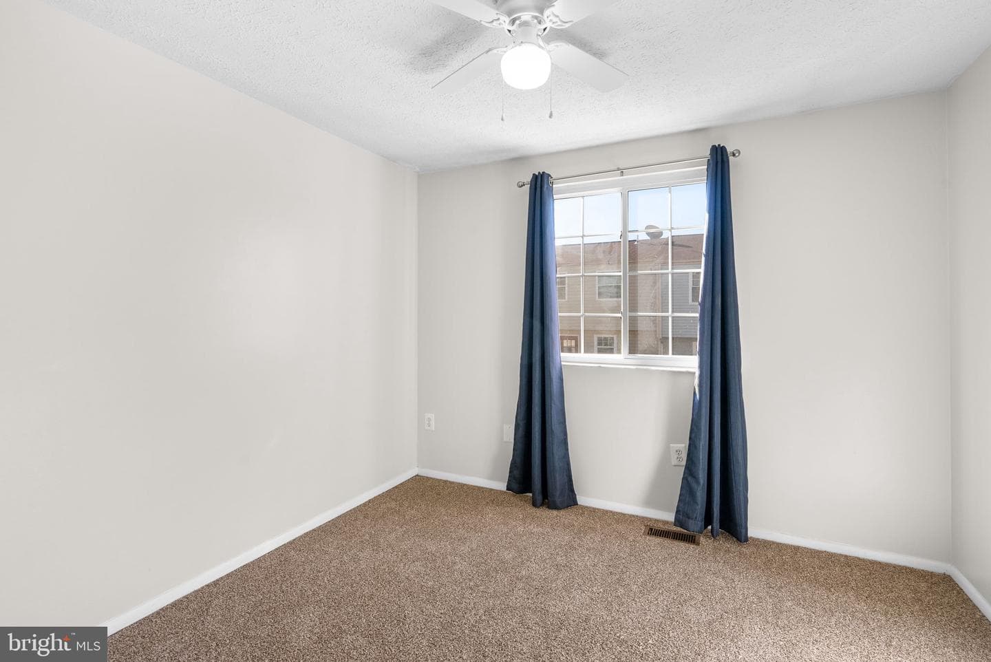 6 Valley Park Court photo 24
