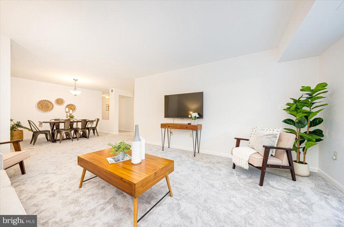 14805 Pennfield Circle #201 photo 3