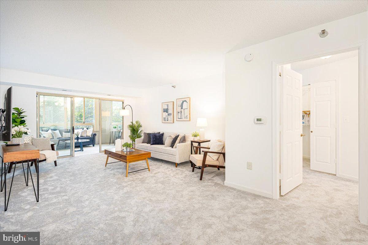 14805 Pennfield Circle #201 photo 5