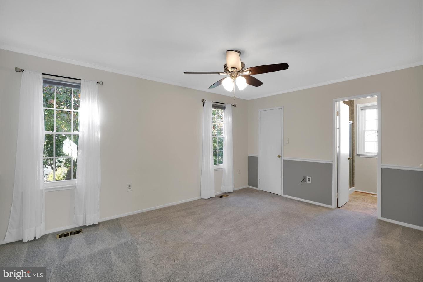 20574 Neerwinder Street photo 24