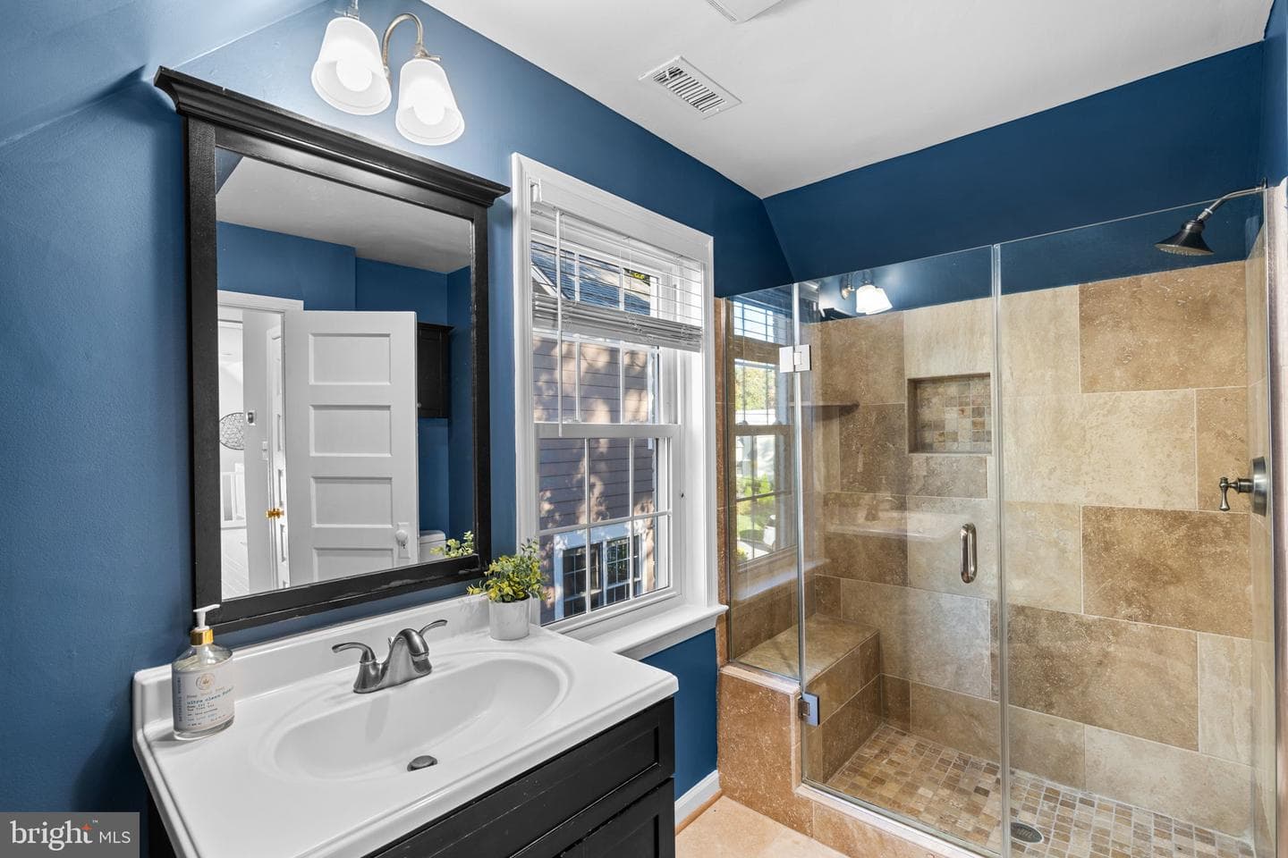 4903 Chevy Chase Boulevard photo 30