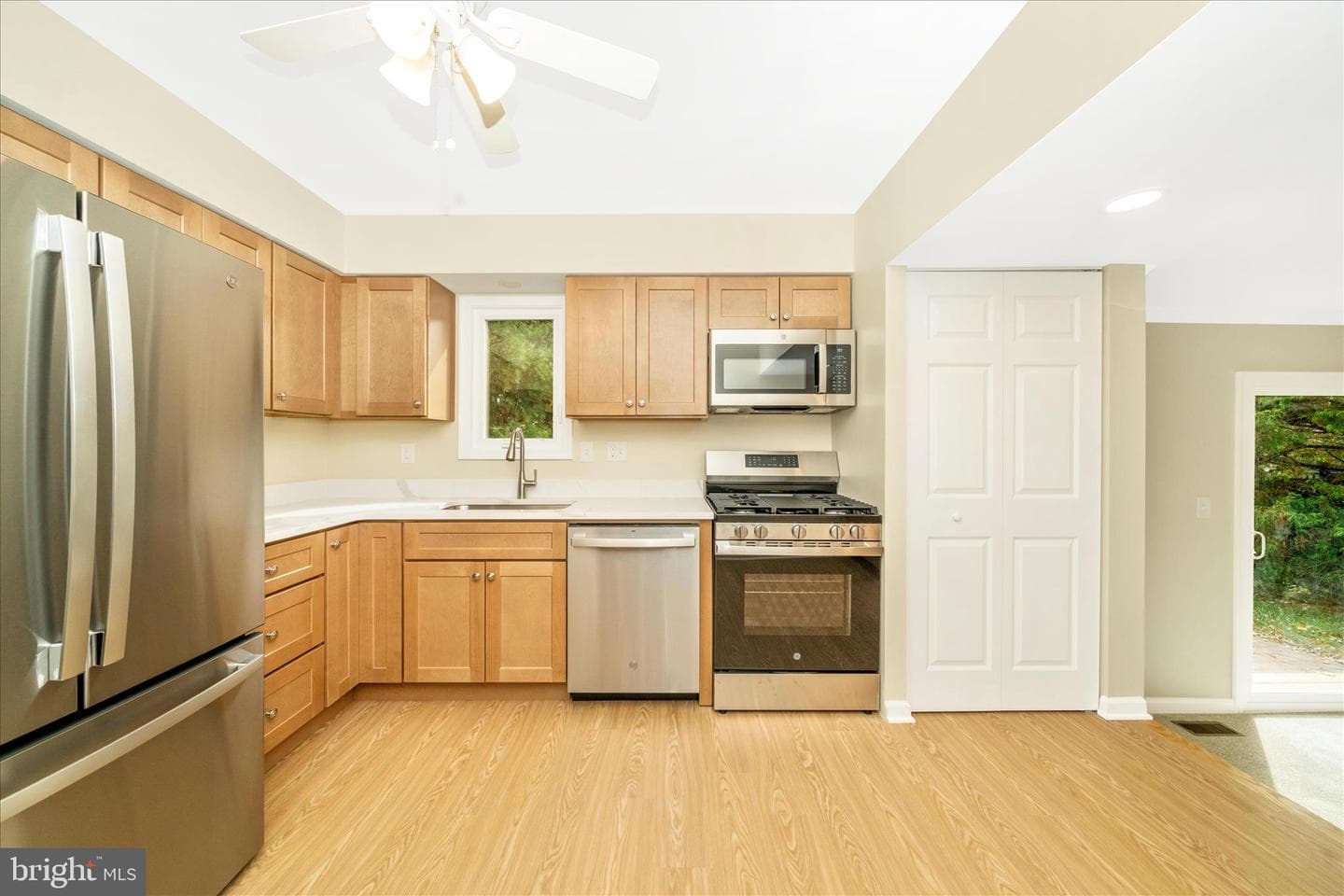 15428 Peach Leaf Drive photo 17