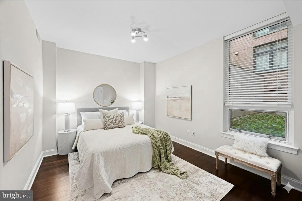 4915 Hampden Lane #109 photo 18