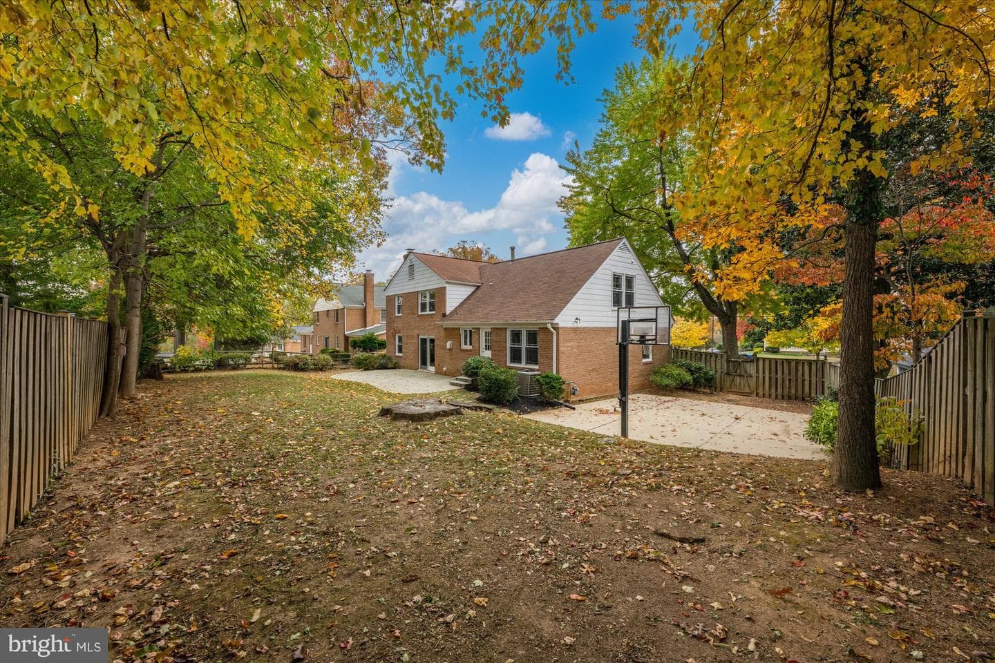 8311 Aqueduct Road photo 25