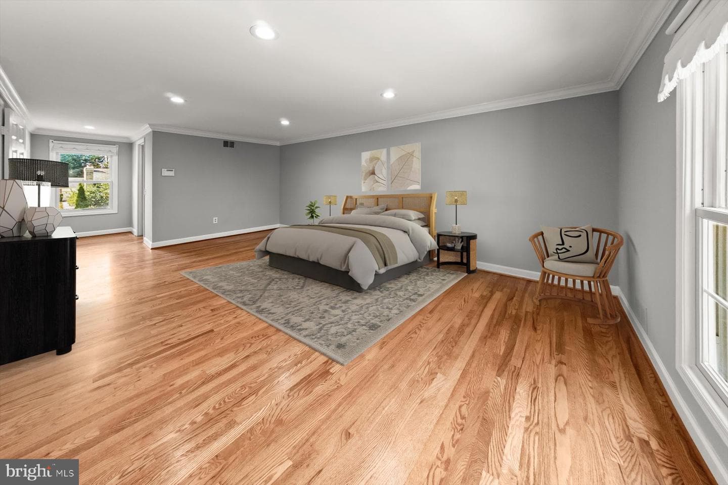 10712 Gainsborough Road photo 6