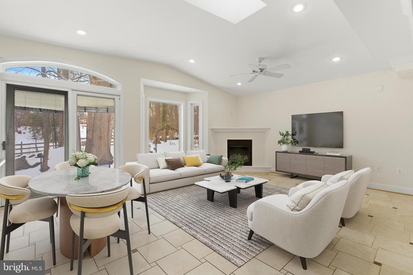 11512 Le Havre Drive photo 4
