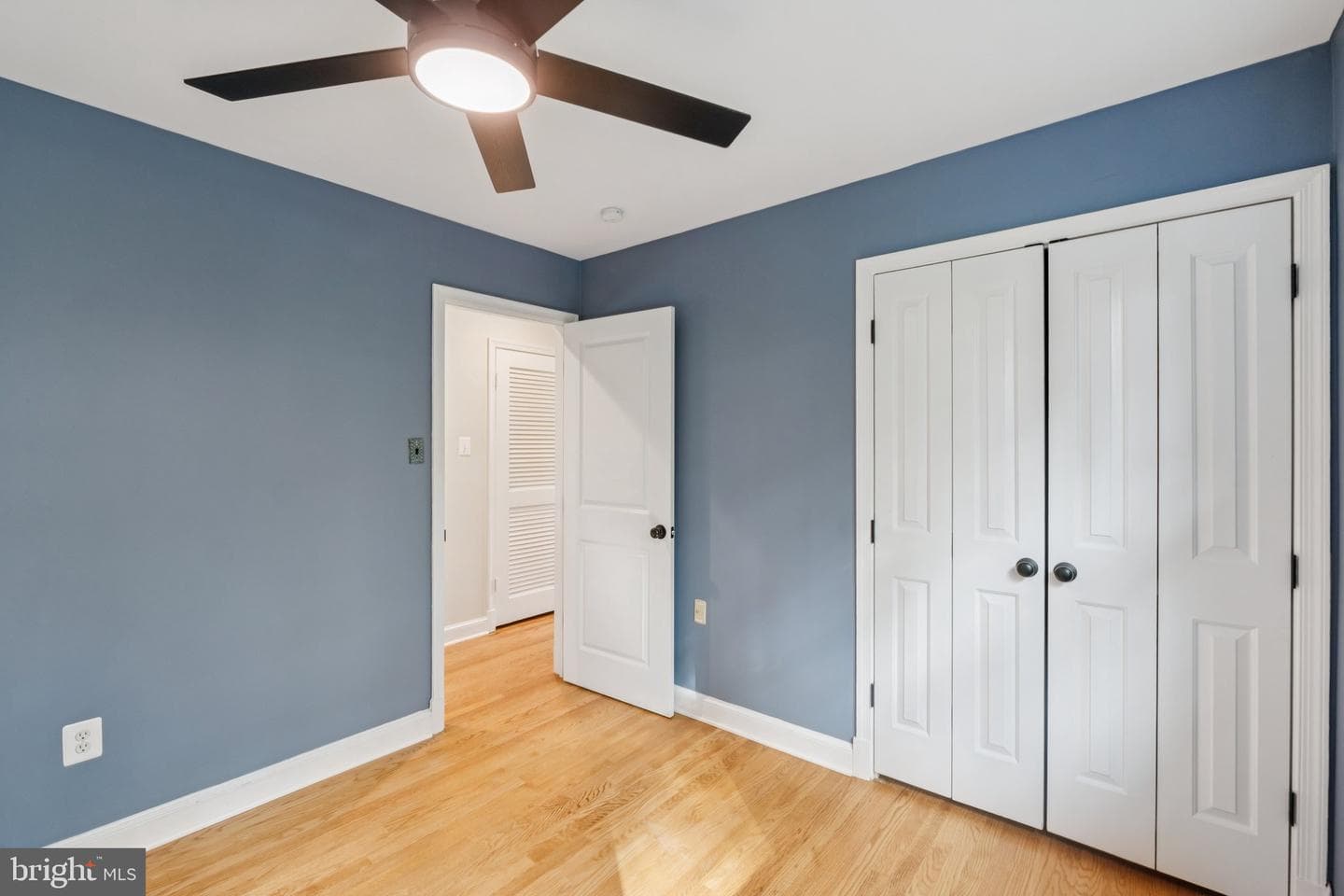 10109 Renfrew Road photo 22
