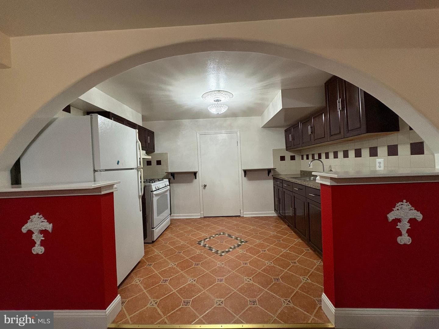 10229 Green Forest Drive photo 17