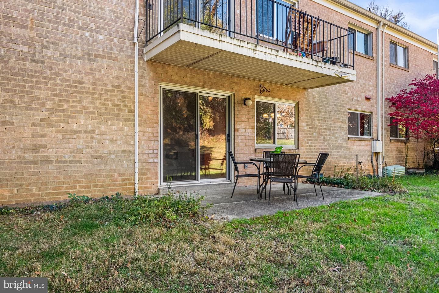 10661 Montrose Avenue #103 photo 24