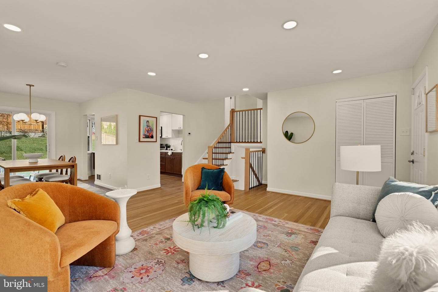 10223 Leslie Street photo 9