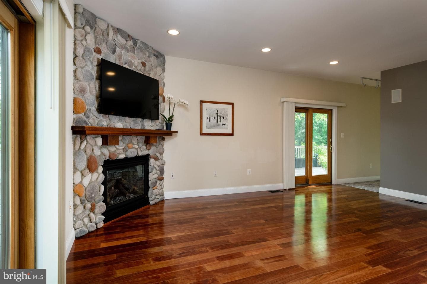 24515 Ridge Road photo 13