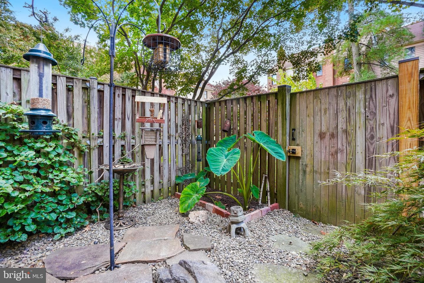 5233 King Charles Way #1-5 photo 29