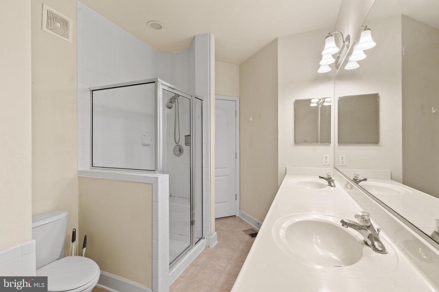 19407 Buckingham Way photo 16