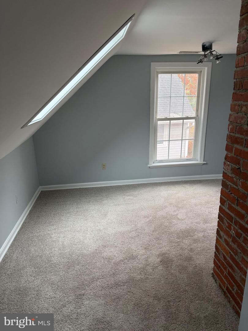 13113 Ardennes Avenue photo 13