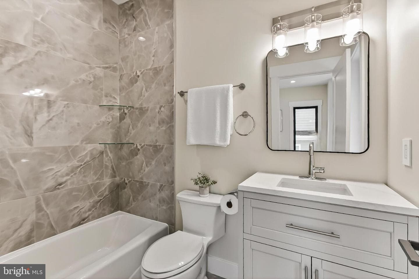 7604 Hemlock Street photo 55