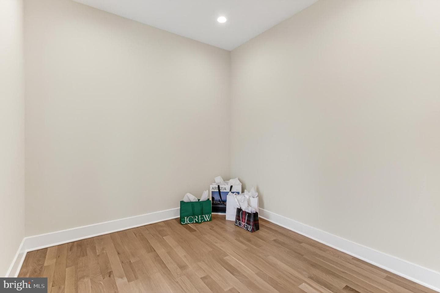 7604 Hemlock Street photo 62