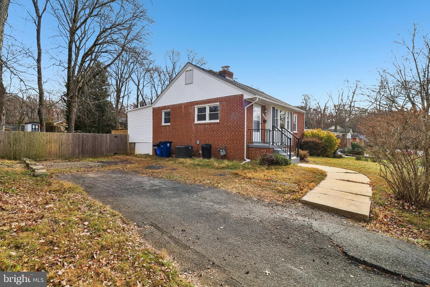 11515 Orebaugh Avenue photo 3