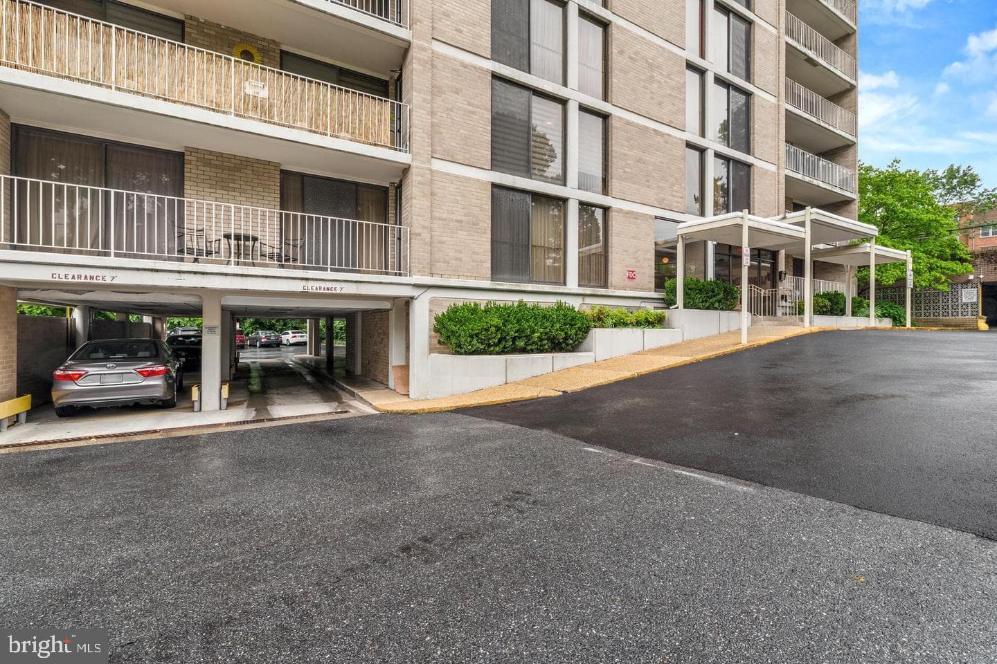 2100 Washington Avenue #6-B photo 2