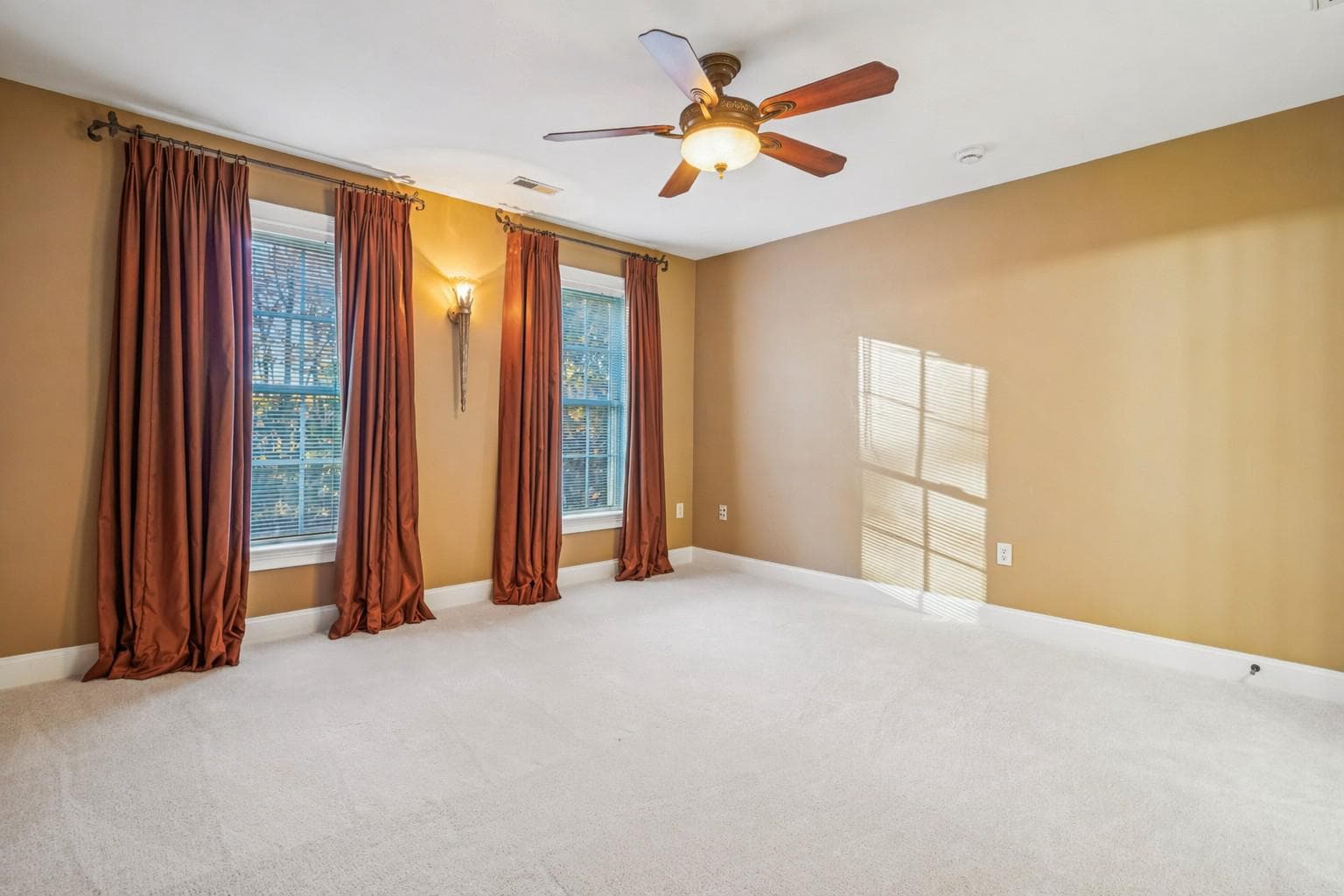 11033 Daybreak Ct photo 12