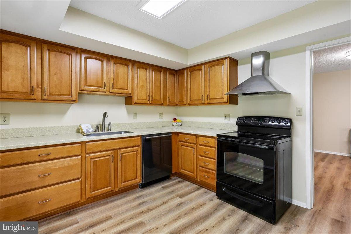 15101 Interlachen Drive #1-614 photo 17