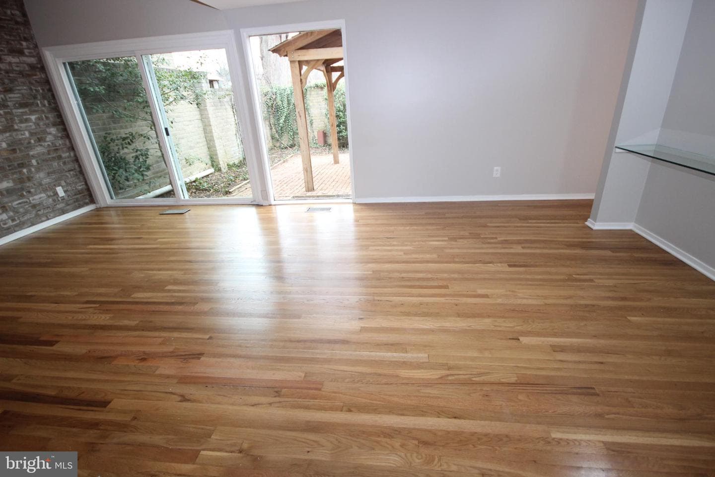 19115 Roman Way photo 23