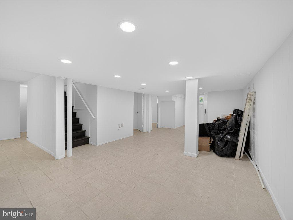 10402 Royalton Terrace photo 22
