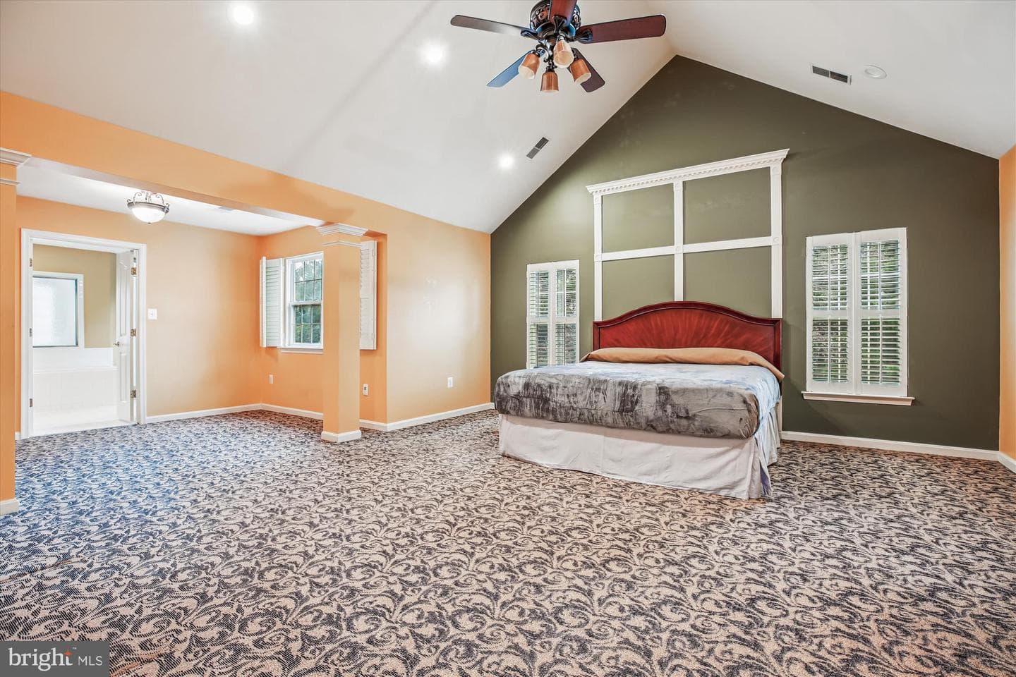 14212 Schaeffer Road photo 29