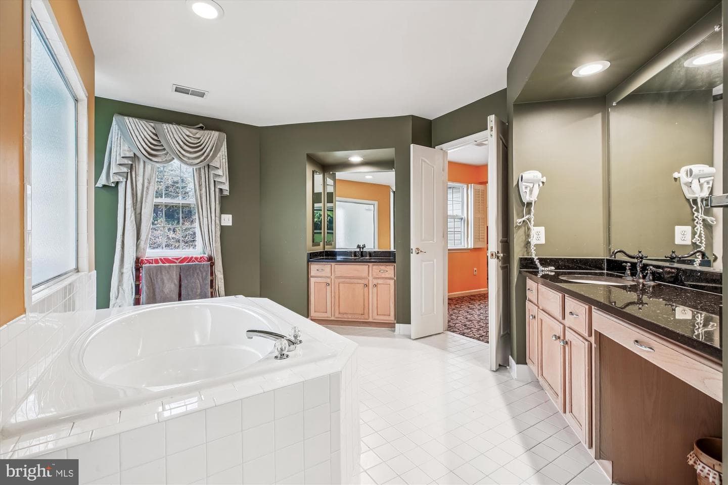 14212 Schaeffer Road photo 35