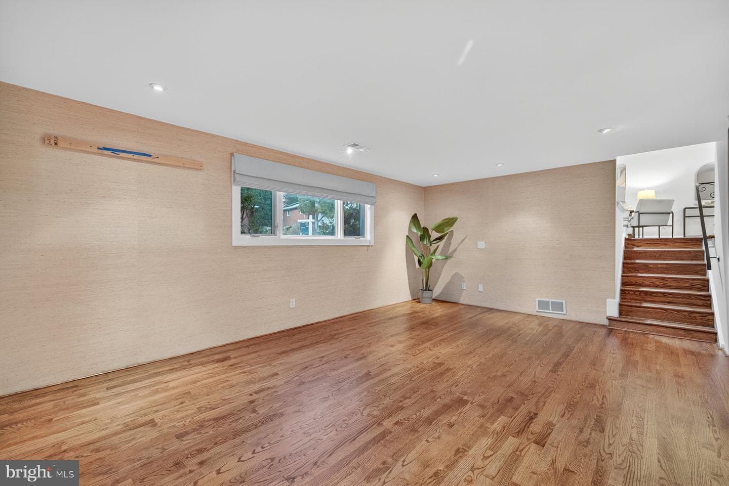 10405 Leslie Street photo 28
