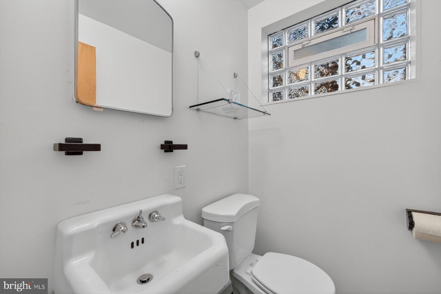 10405 Leslie Street photo 31