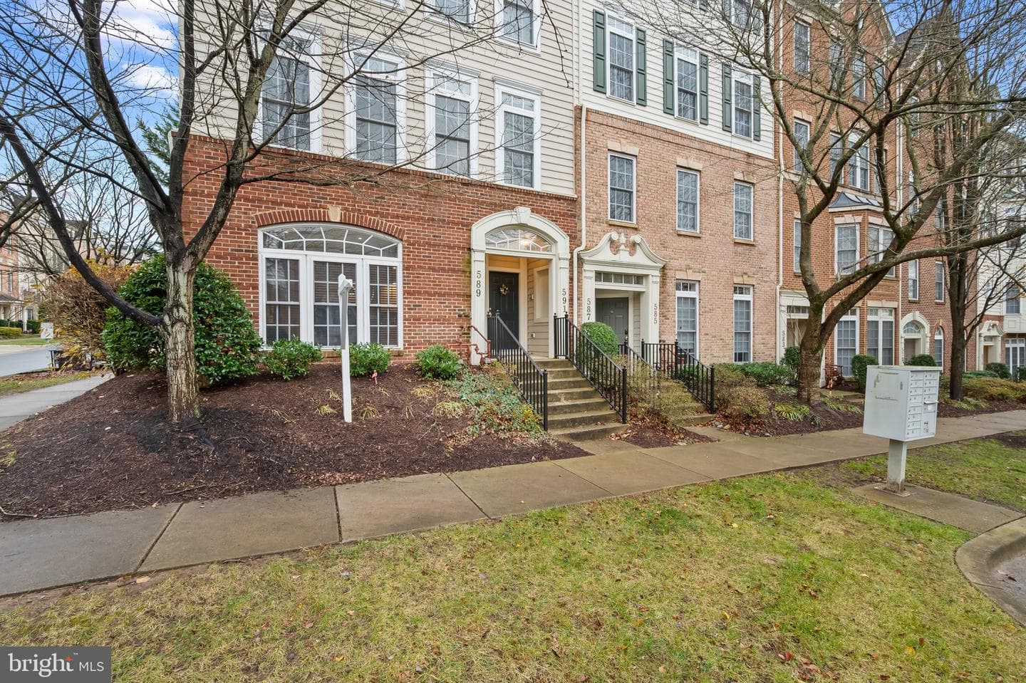 589 Odendhal Avenue #589 photo 3