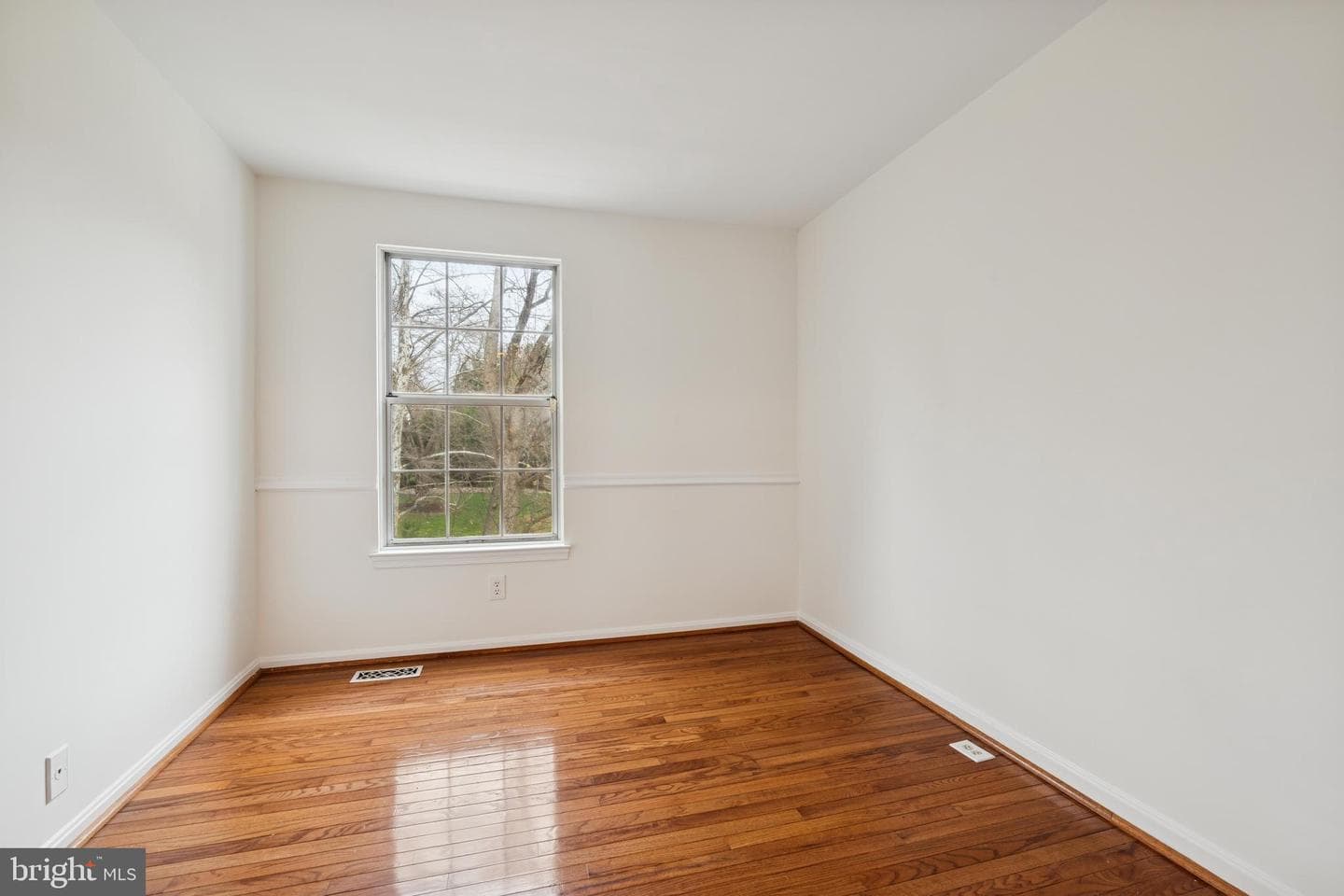 55 Gravenhurst Court photo 17