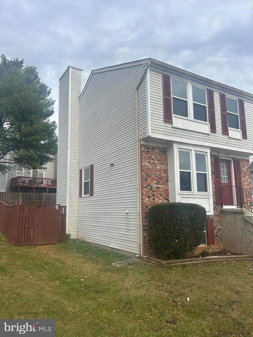 11421 Flowerton Place photo 2