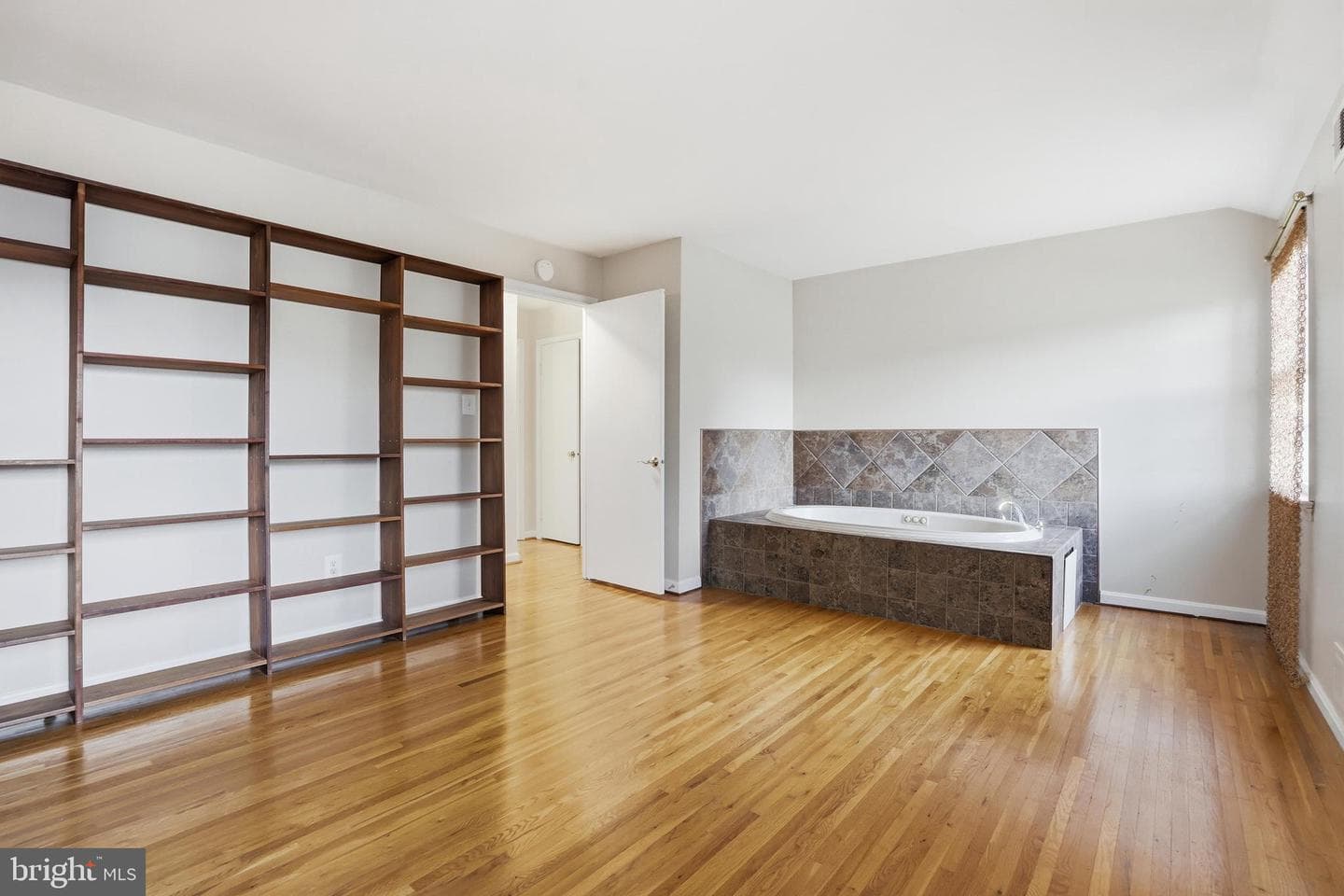 4401 Flower Valley Drive photo 33