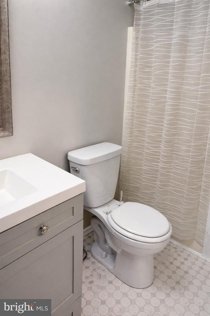7922 Otter Cove Court photo 14
