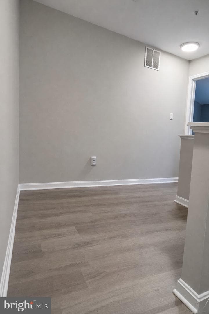 7922 Otter Cove Court photo 17