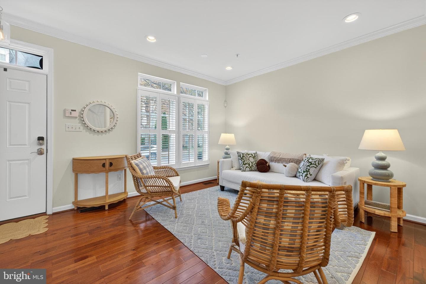444 Clayhall Street photo 3