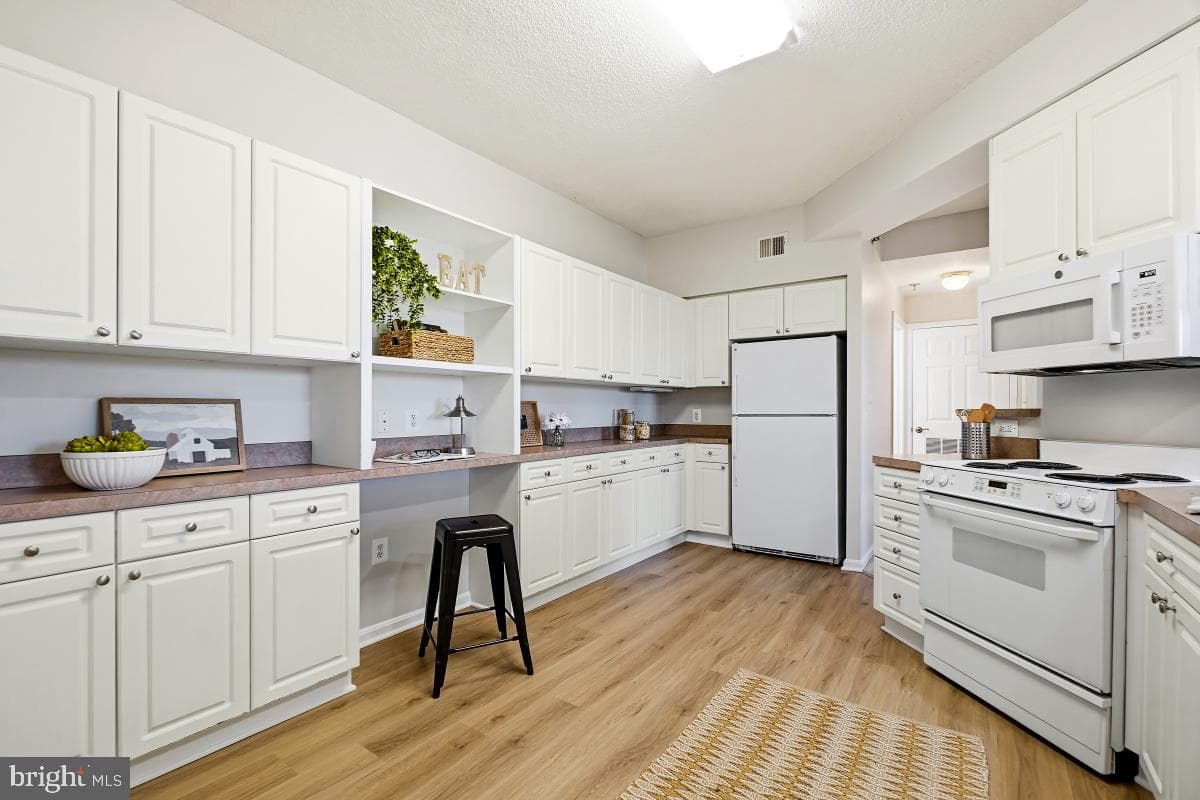 3210 N Leisure World Boulevard #308 photo 17