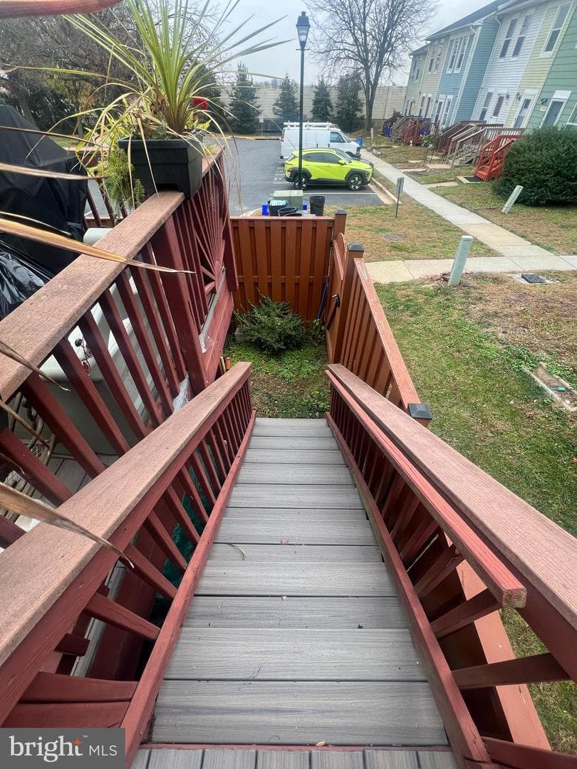 3055 Shepperton Terrace photo 22