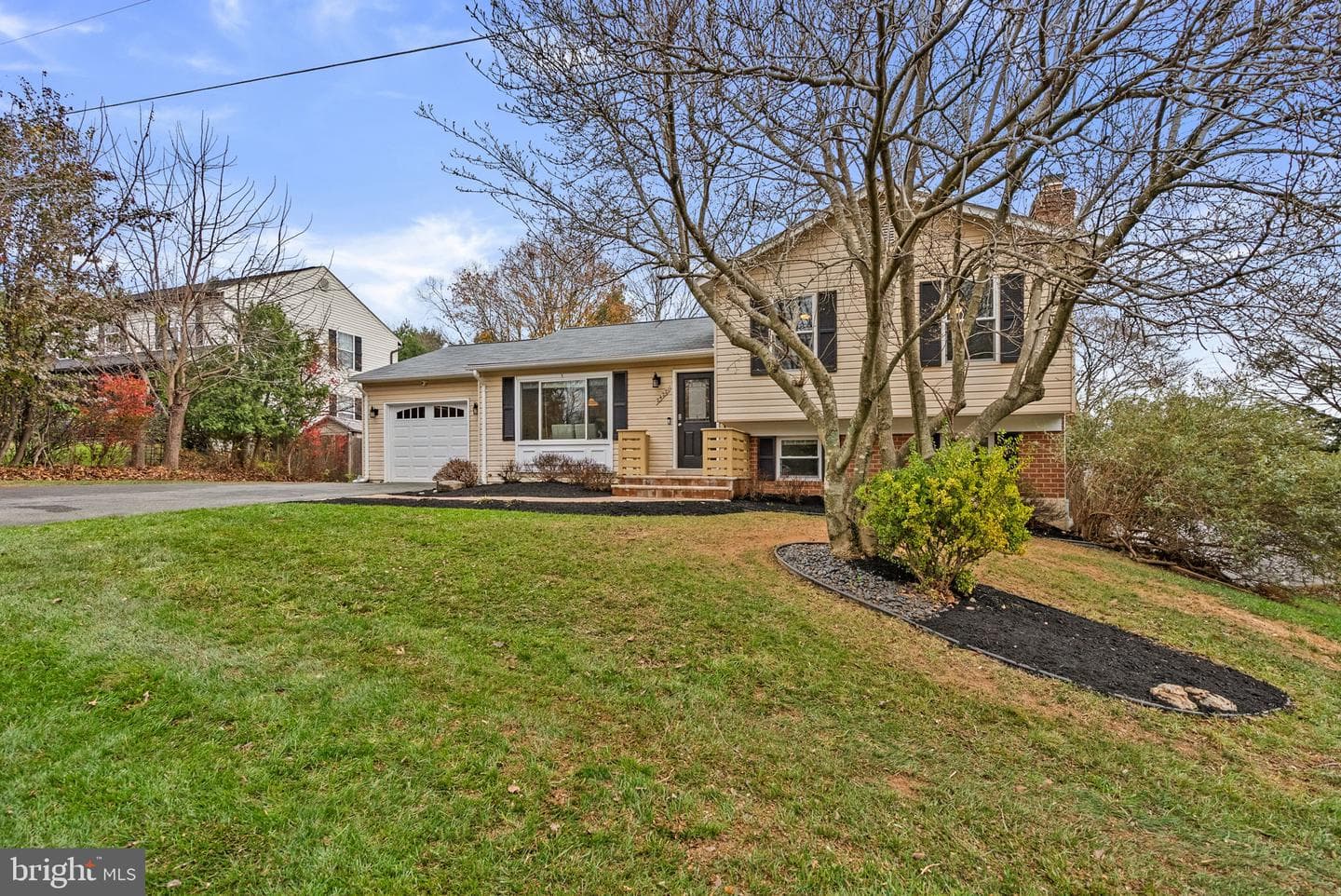 24221 Welsh Road photo 3