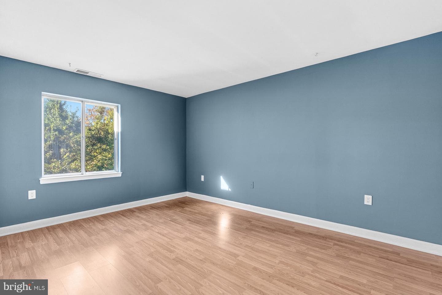 422 Girard Street #144 photo 23