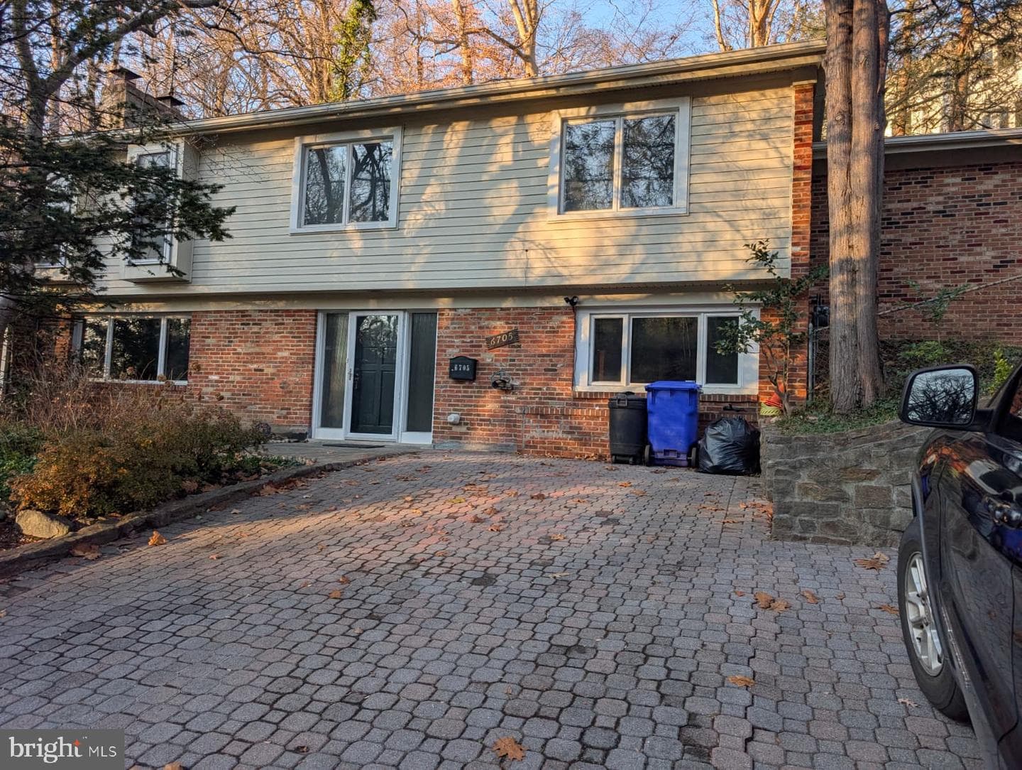 6705 Goldsboro Rd photo 1